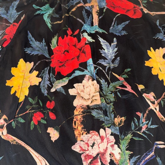 Alice + Olivia Alta Peasant Top in Floral Bird NWOT Shoulder Blouse XS Black - Picture 12 of 12